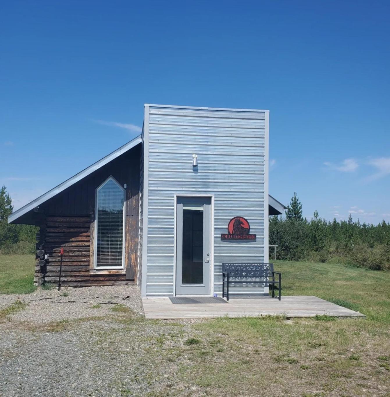 Woodhouse Cottages And Ranch Prince George Exteriör bild