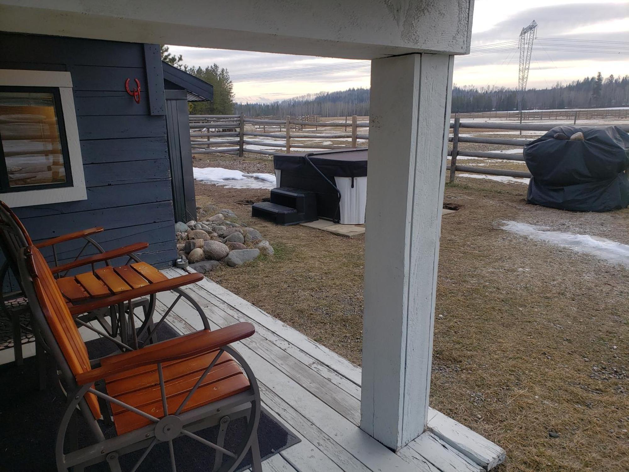 Woodhouse Cottages And Ranch Prince George Exteriör bild